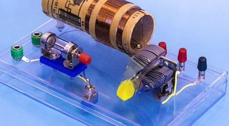 140 Coil Air Variable Capacito - Science Hobbyist recension och pris